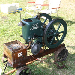 2007 Threshing Bee and Antique Equipment Show